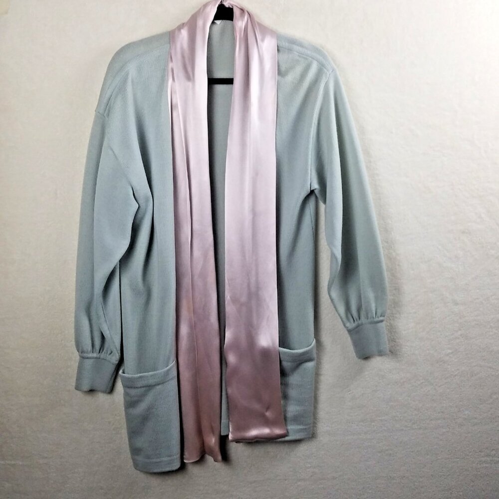 Escada‎ Wool Long Sleeve Button Sweater coat Gray pink satin edging Womens 40